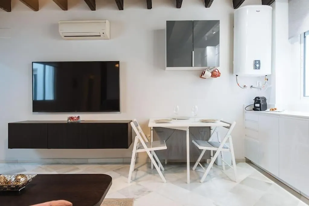 Ad2B Apartment, 300M From Cathedral With 2Br Seville