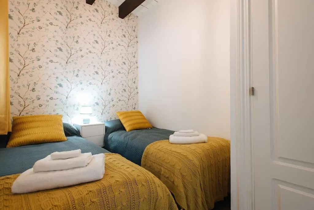 Ad2B Apartment, 300M From Cathedral With 2Br Seville Spain