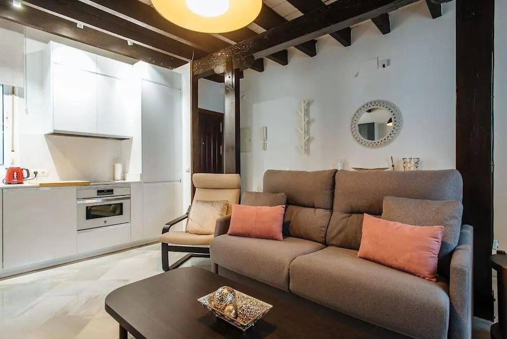 Ad2B Apartment, 300M From Cathedral With 2Br Seville