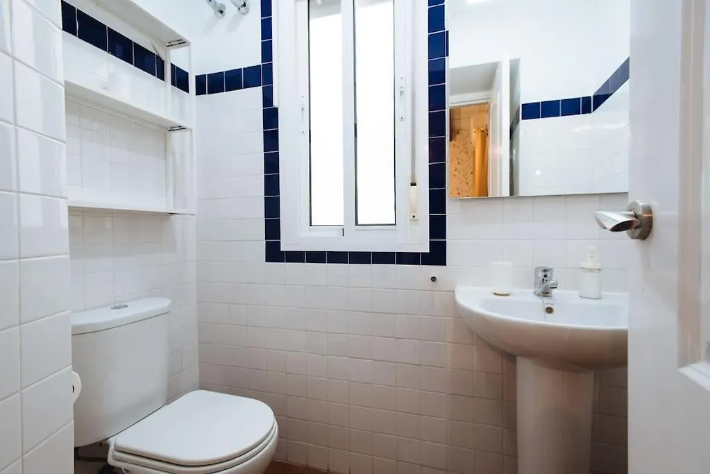 Ad2B Apartment, 300M From Cathedral With 2Br Seville Apartment